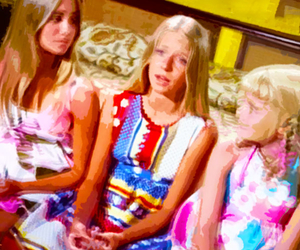 33 Attention-Grabbing Middle Child Gifts That Are Unforgettable Unlike The Middle Child