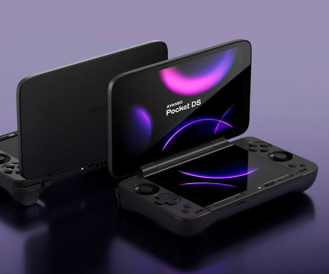 Ayaneo Pocket DS Handheld Console
