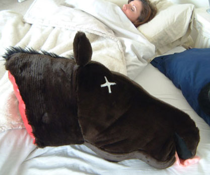 Dead-Horse-Head-Pillow1.jpg