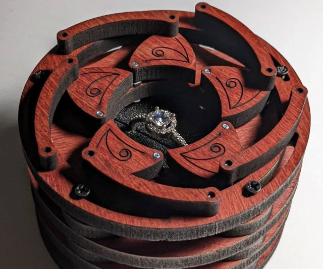 Moving Gears Engagement Ring Box