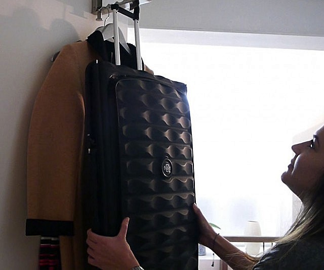 Smart Collapsible Hard Suitcase