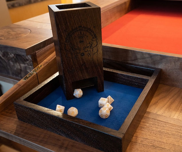 Deluxe Board Game Table