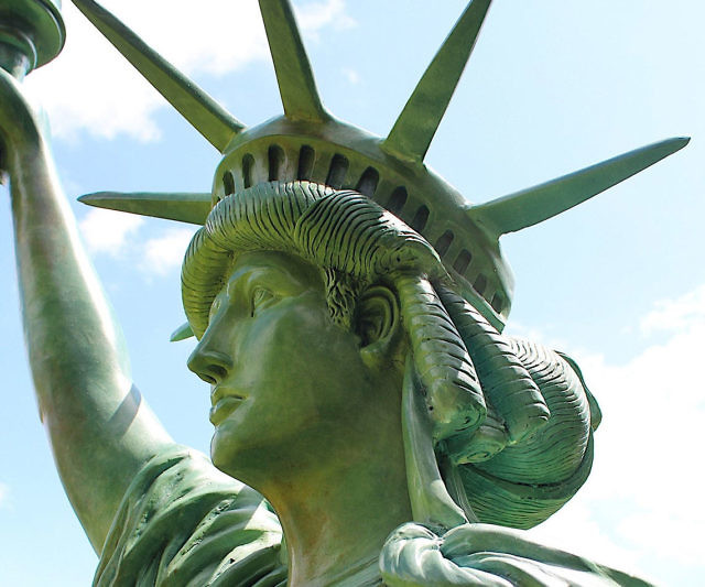 8 Foot Tall Statue Of Liberty