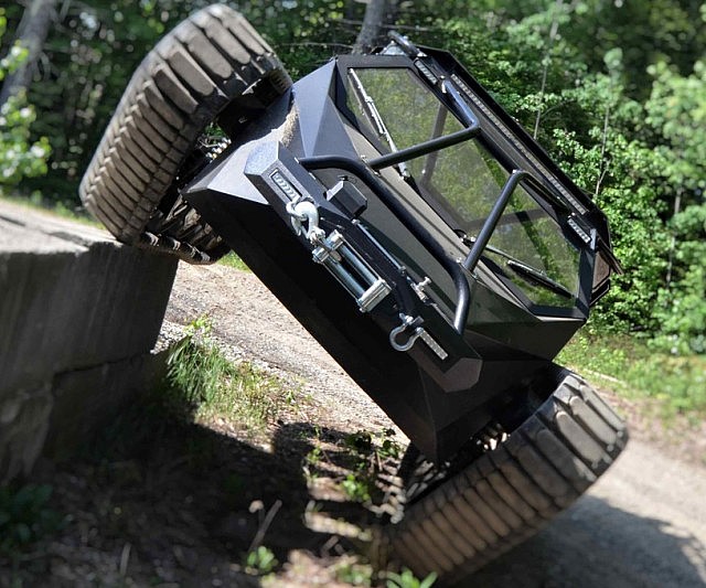 Ripsaw Luxury Off Road Super Tank