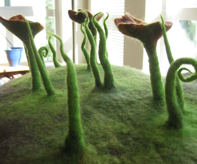 DIY Felted Cat Cave Bed Tutorial