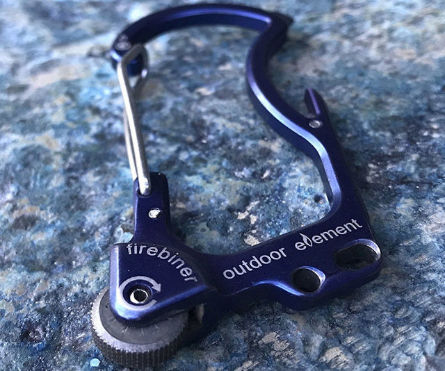 Fire Starting Survival Carabiner MultiTool