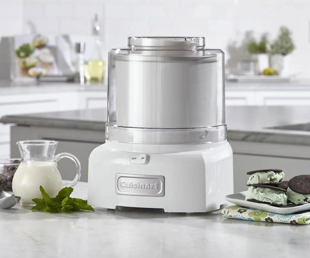 Frozen Yogurt & Ice Cream Maker
