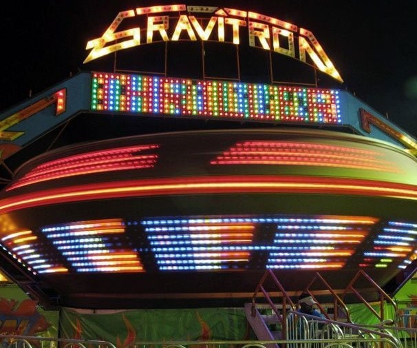 gravitron carnival ride