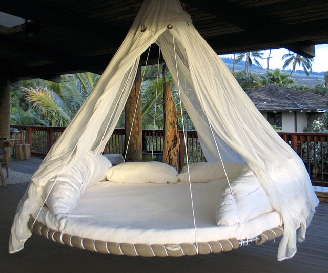 Hanging Trampoline Bed