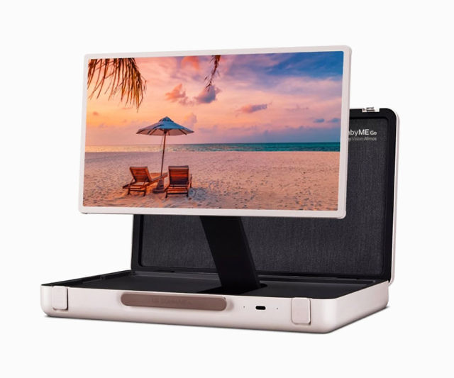 LG StandbyMe Briefcase TV