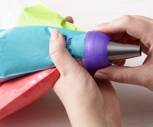 MultiColor Swirl Icing Coupler