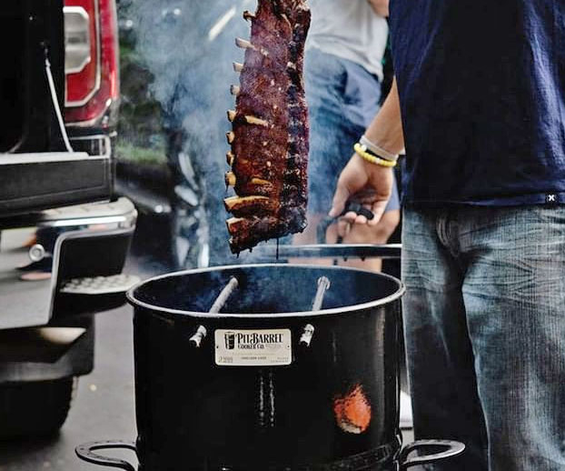 Pit Barrel Cooker