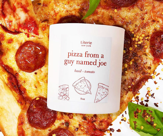 Pizza Scented Candle