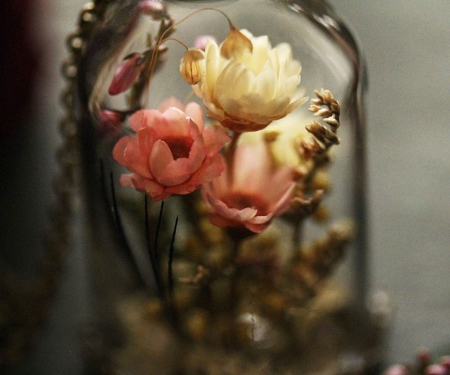 Real Flower Pendant Necklace