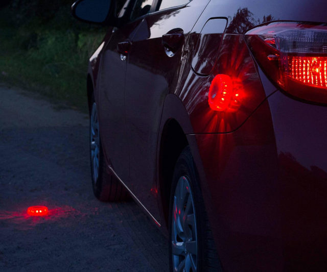 Road Safety Flares Kit