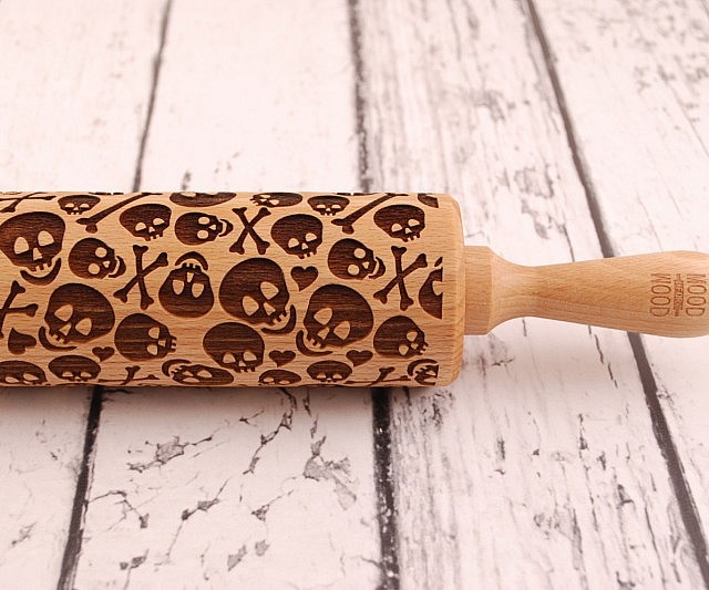 Skulls And Bones Embossing Rolling Pin
