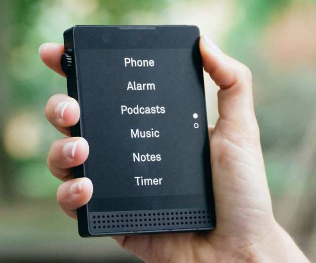 the-light-phone-3-640x533.jpg