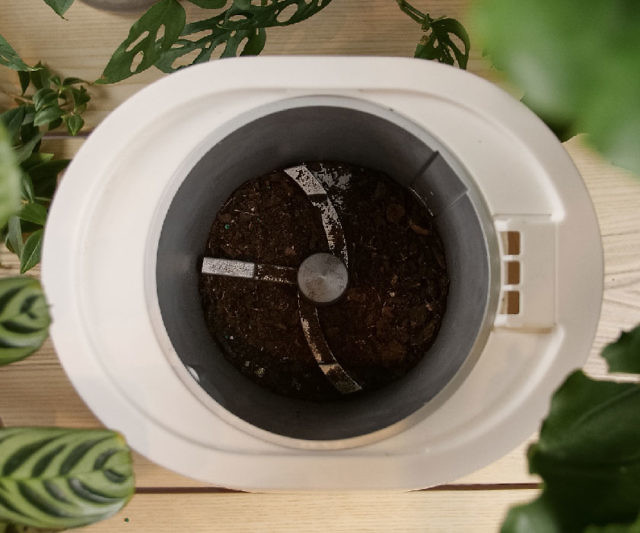 Lomi Compost Waste Device