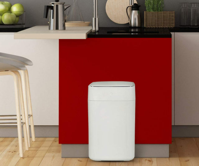 SelfSealing & SelfChanging Trash Can