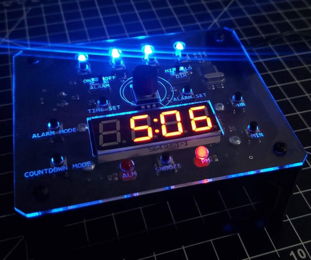 Ultra Loud Alarm Clock For Heavy Sleepers