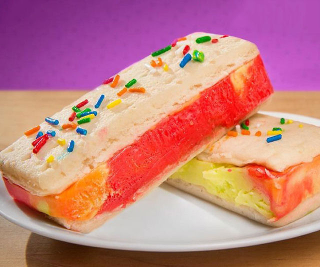 DIY Ice Cream Sandwich Maker