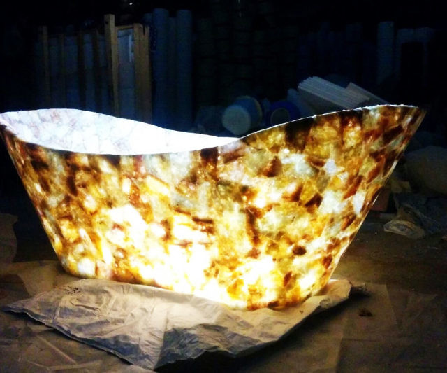 Natural Quartz Gemstone Bathtub